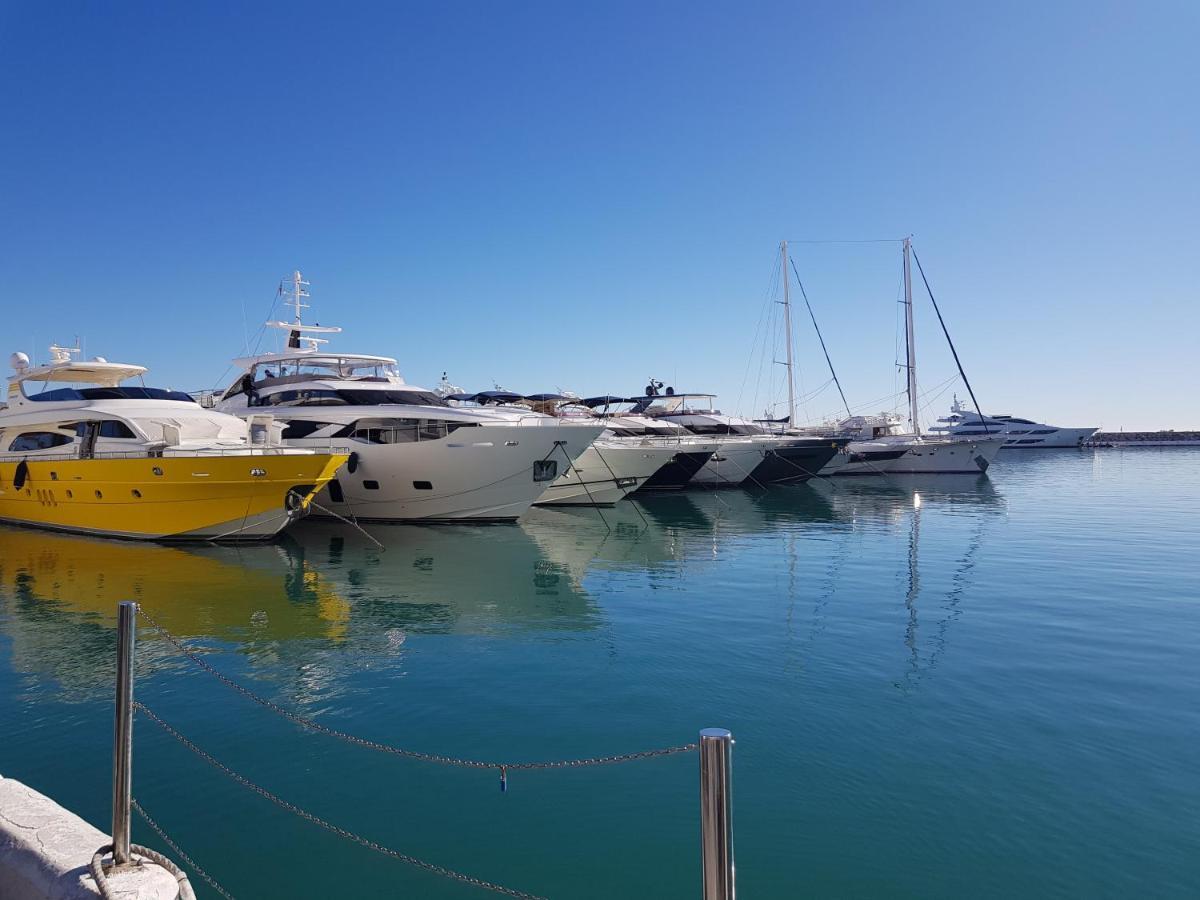 First Line Beach - Puerto Banus Apartament